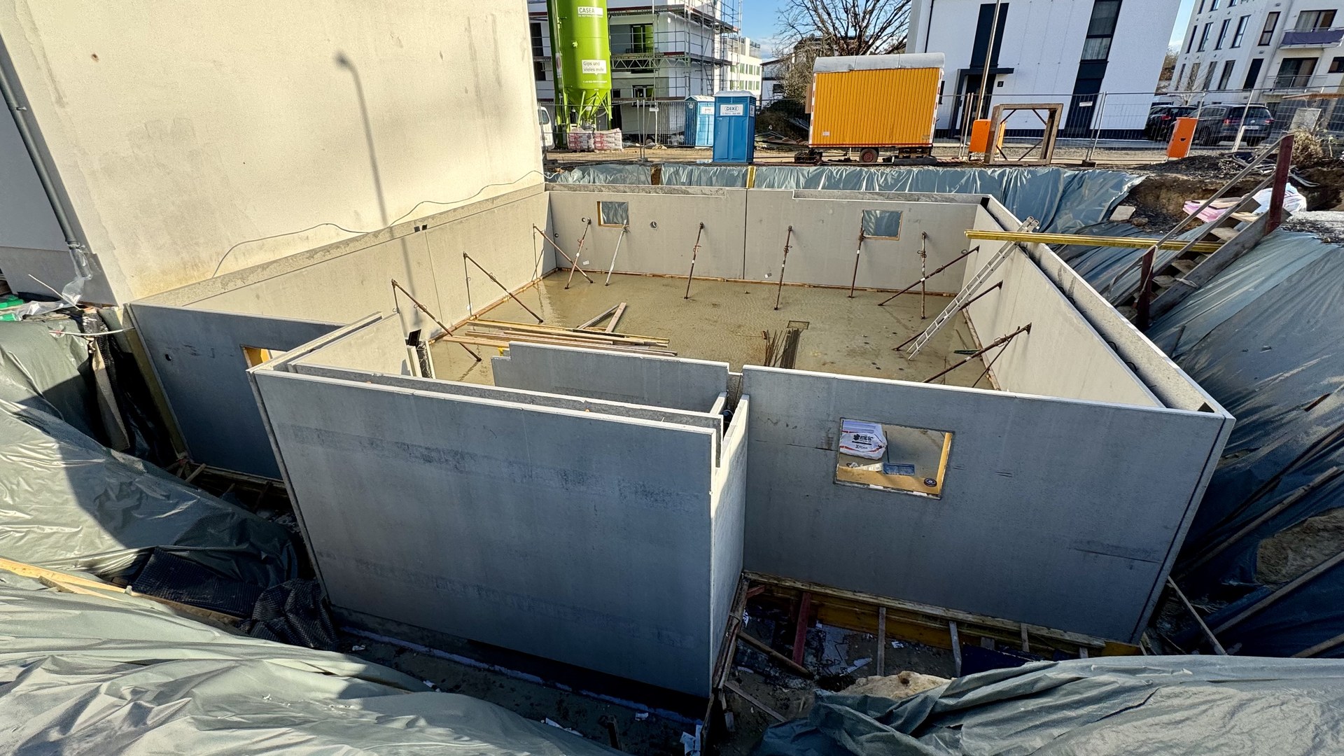 Neubau Bodenplatte Rohbau